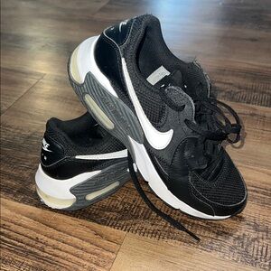 Black Nike Airmax Size 6.5